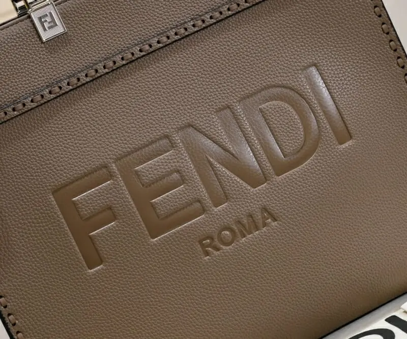 fendi aaa qualite tote-sac a main  pour femme s_124b2b62